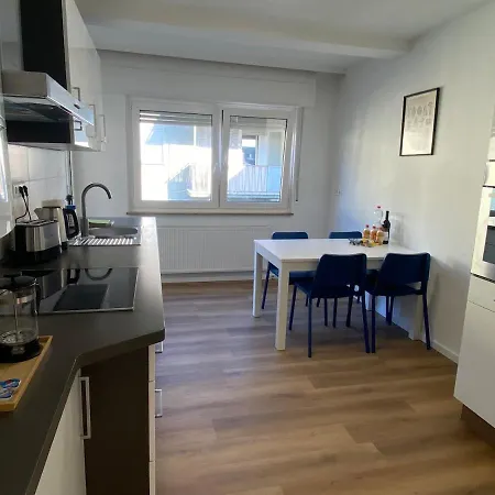 Appartamento 3-zimmer Mit Balkon