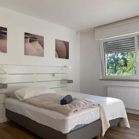 Appartamento 3-zimmer Mit Balkon *